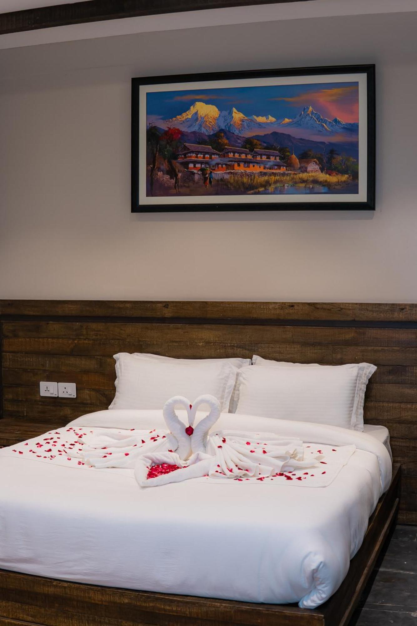 Raniban Retreat Hotel Pokhara Buitenkant foto